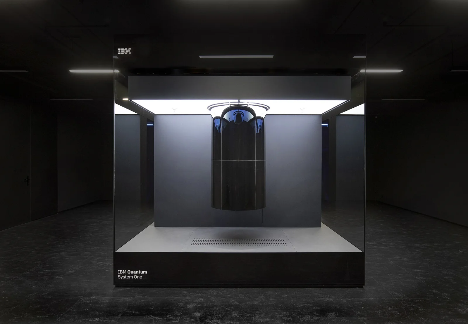 Real IBM Quantum System One installed at the Fraunhofer research institute